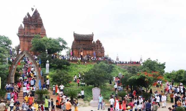  2020 Kate festival opens in Binh Thuan and Ninh Thuan	