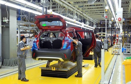 Foreign auto companies seek to expand production in Vietnam 