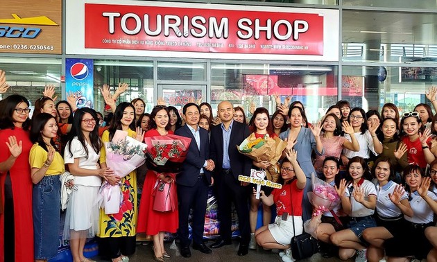 700 guests arrive in Da Nang during M.I.C.E tour