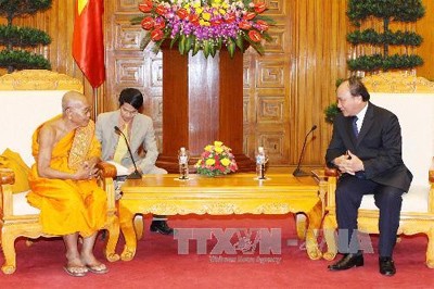 Vice premier vietnamita recibe a delegación budista de Camboya