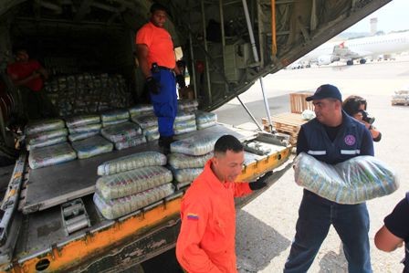 Bolivia y Venezuela envían apoyo humanitario a Cuba y Haití