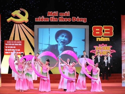 Enaltece prensa vietnamita el papel trascendental del Partido Comunista 