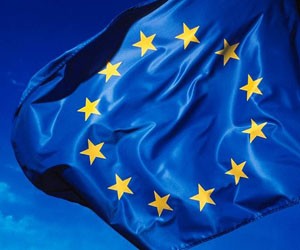 UE inicia una Cumbre para atajar el desempleo juvenil e impulsar el crédito