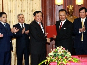 Cooperación integral en fiscalía entre Vietnam y Uzbekistán