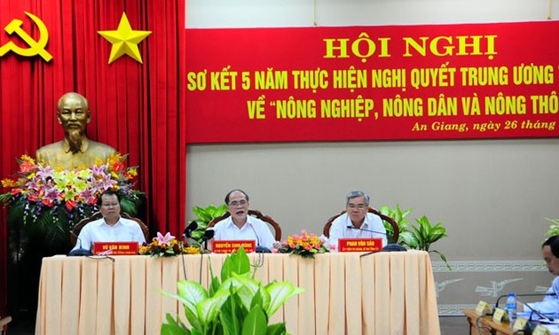 Vietnam busca recortar brecha entre ricos y pobres en zonas urbanas y rurales