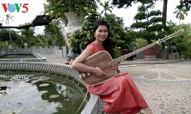 Néang Kunh Thia, una étnica jemer apasionada por el arte tradicional 