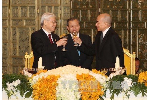 Relaciones Vietnam-Camboya hacia la sostenibilidad y durabilidad