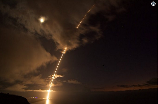 Estados Unidos ensaya la interceptación de misiles balísticos en las costas de Hawái 