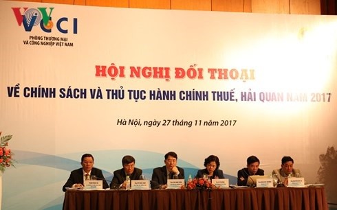  La reforma de las políticas fiscales y aduaneras mejora el entorno empresarial en Vietnam