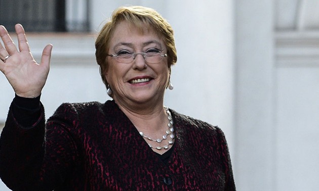 Presidenta chilena visita Cuba para afianzar relaciones bilaterales 