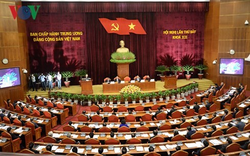 VII sesión plenaria del Partido Comunista de Vietnam: Nuevo impulso para el desarrollo nacional 