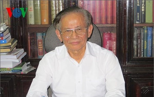 Phan Huy Le, un gran ejemplo de dedicación a las ciencias sociales de Vietnam