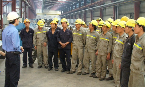 Vietnam empeñado en implementar estándares laborales internacionales