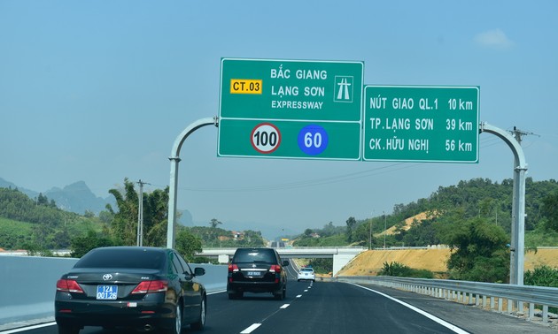 Inauguran carretera Bac Giang-Lang Son 