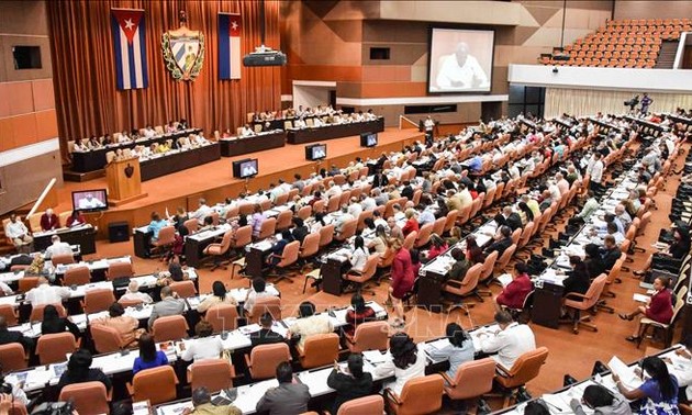 Convoca Parlamento cubano sesión extraordinaria 