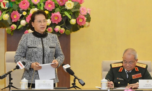 Dirigente legislativa de Vietnam reitera atención especial a personas con méritos revolucionarios