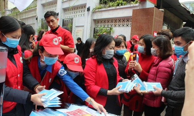 Cruz Roja de Vietnam participa activamente en la lucha contra el nuevo coronavirus