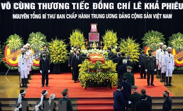 Más mensajes de condolencia por el fallecimiento de Le Kha Phieu