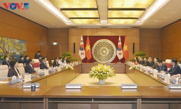Vietnam y Corea del Sur fortalecen vínculos de amistad y cooperación 