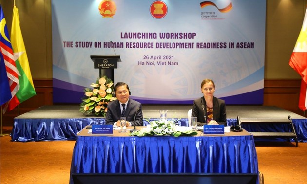 Publican informe sobre el desarrollo de recursos humanos en la Asean