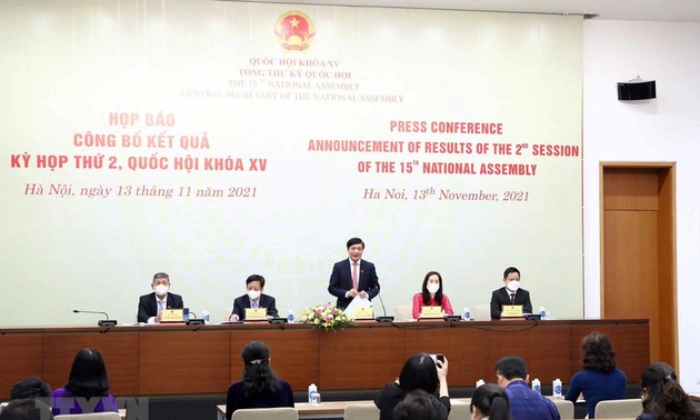 Conferencia de prensa sobre resultados del segundo periodo de sesiones del Parlamento de XV legislatura