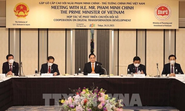 Vietnam tiene muchas ventajas para su desarrollo económico y transformación digital, afirma el primer ministro