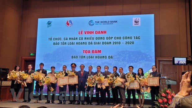 Vietnam homenajea a conservadores de vida silvestre
