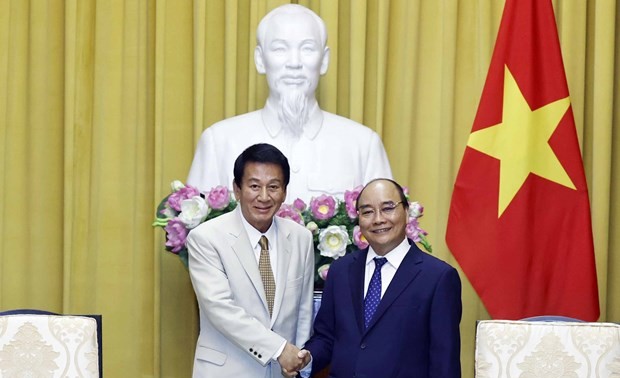 Presidente de Vietnam recibe al ex embajador especial Vietnam-Japón
