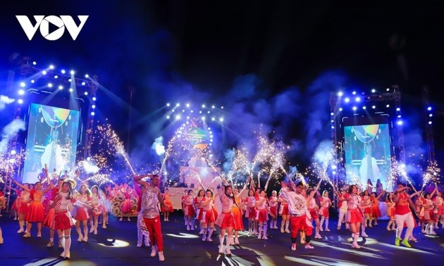 Celebran el Carnaval de Invierno de Ha Long 2023 