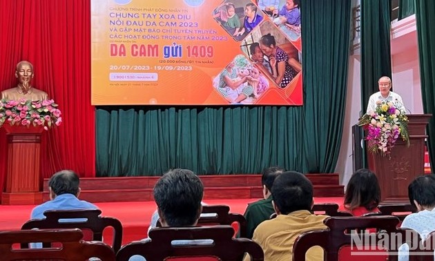 Vietnam lanza campaña en apoyo a víctimas del Agente Naranja