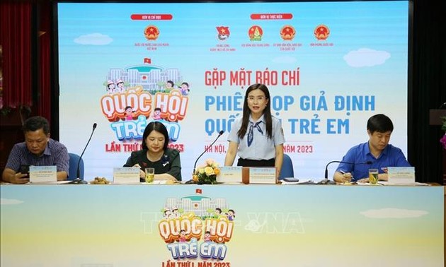 Niños vietnamitas simularán una sesión parlamentaria ​en septiembre