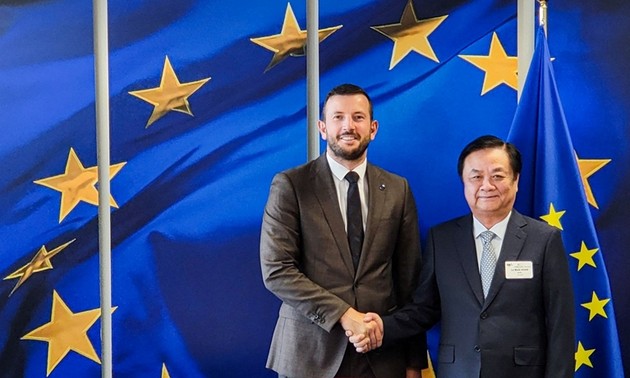 Comisión Europea ayuda a Vietnam en desarrollo de acuicultura verde y lucha contra pesca ilegal