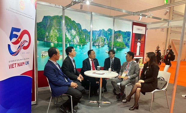 Vietnam participa en el mercado mundial de viajes de Londres 2023