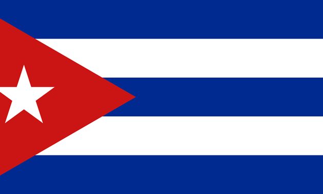  Dirigentes vietnamitas felicitan a Cuba con motivo de su 65.º aniversario del Día Nacional 