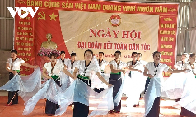 ¿Cómo minorías étnicas en Lai Chau preservan sus rasgos culturales tradicionales?