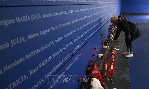  UE y España rinden homenaje a víctimas de horrendo atentado terrorista de hace 20 años