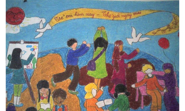 Children’s peace drawings contest opens in Hanoi
