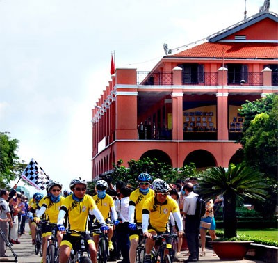Cycling program for AO victims begins