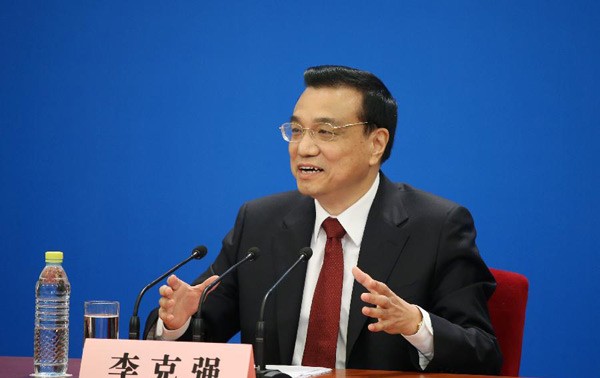 Chinese new Premier announces top tasks 