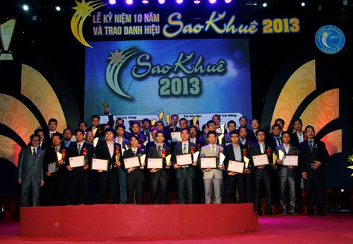 Sao Khue awards given to IT products and services