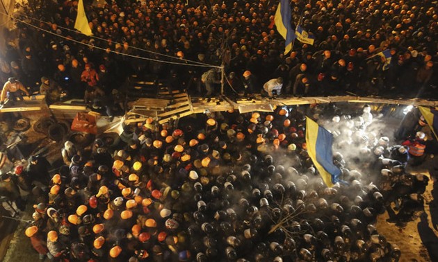 Ukraine rejects accusation of violent crackdown on protesters