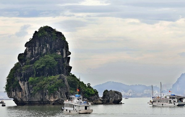 Photo contest highlights beauty of Ha Long Bay launched