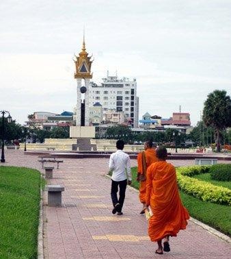 Cambodia celebrates 36th anniversary of Salvation Front