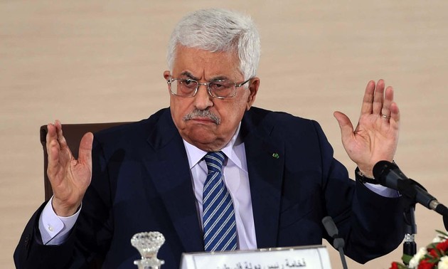 Palestinian President threatens to cut ties with Israel 