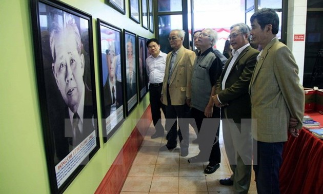 Exhibit highlights development of Vietnam’s Party, National Assembly