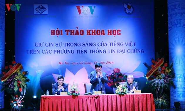 Seminar on preserving Vietnamese language on mass media concludes