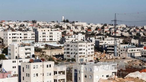 Israel passes bill on West Bank settlement
