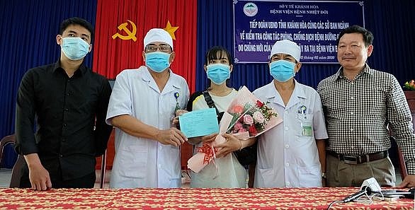 Three more coronavirus patients discharged from Vietnam’s hospital