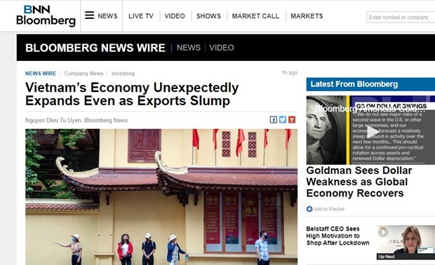 Bloomberg: Vietnam’s economy unexpectedly expands amid virus outbreak