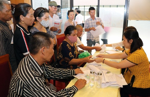 Vietnam mulls second support package for vulnerable individuals, firms during COVID-19